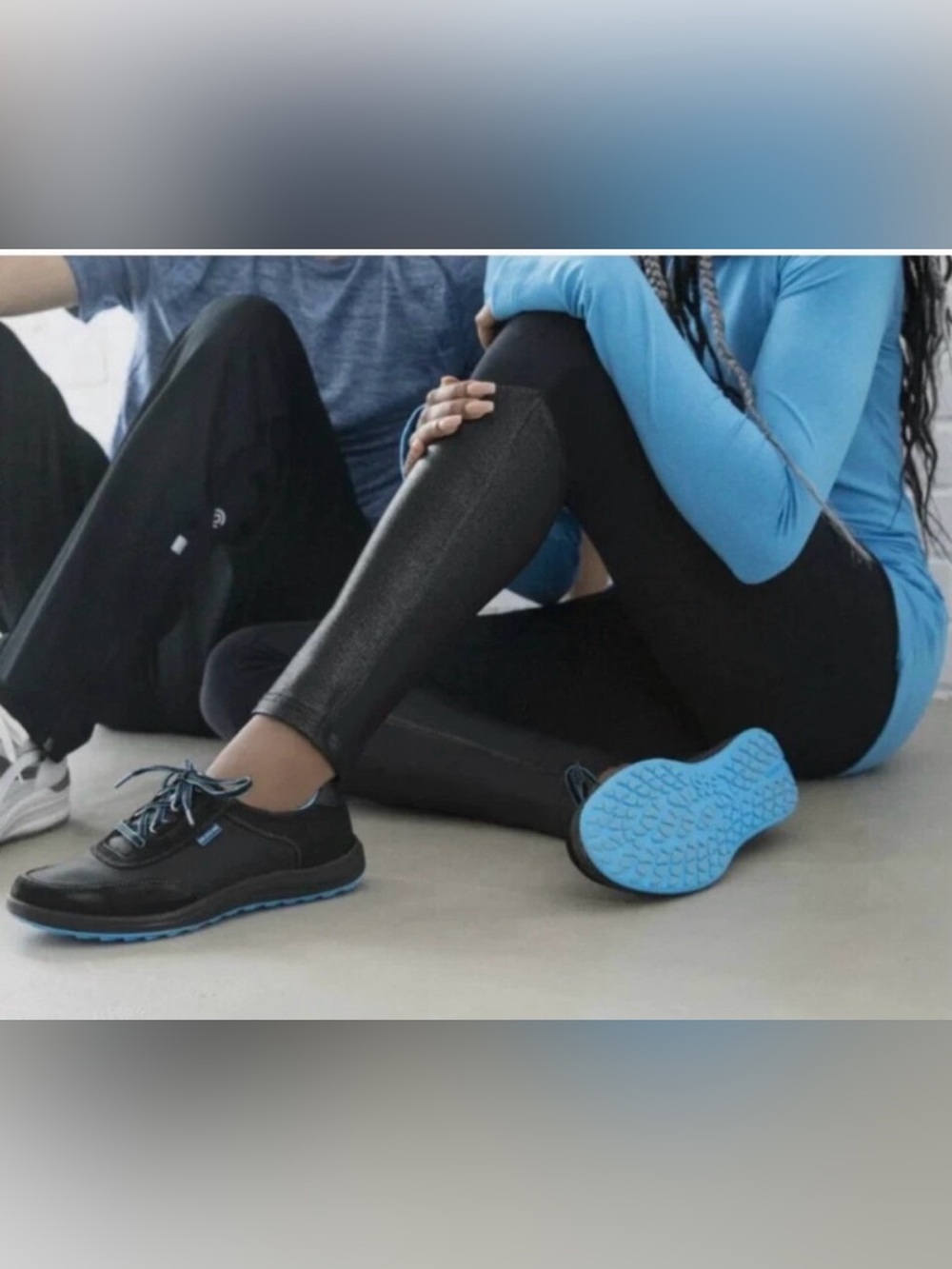 SAS Women's Black Athletic Shoes with Blue Outsole 8w